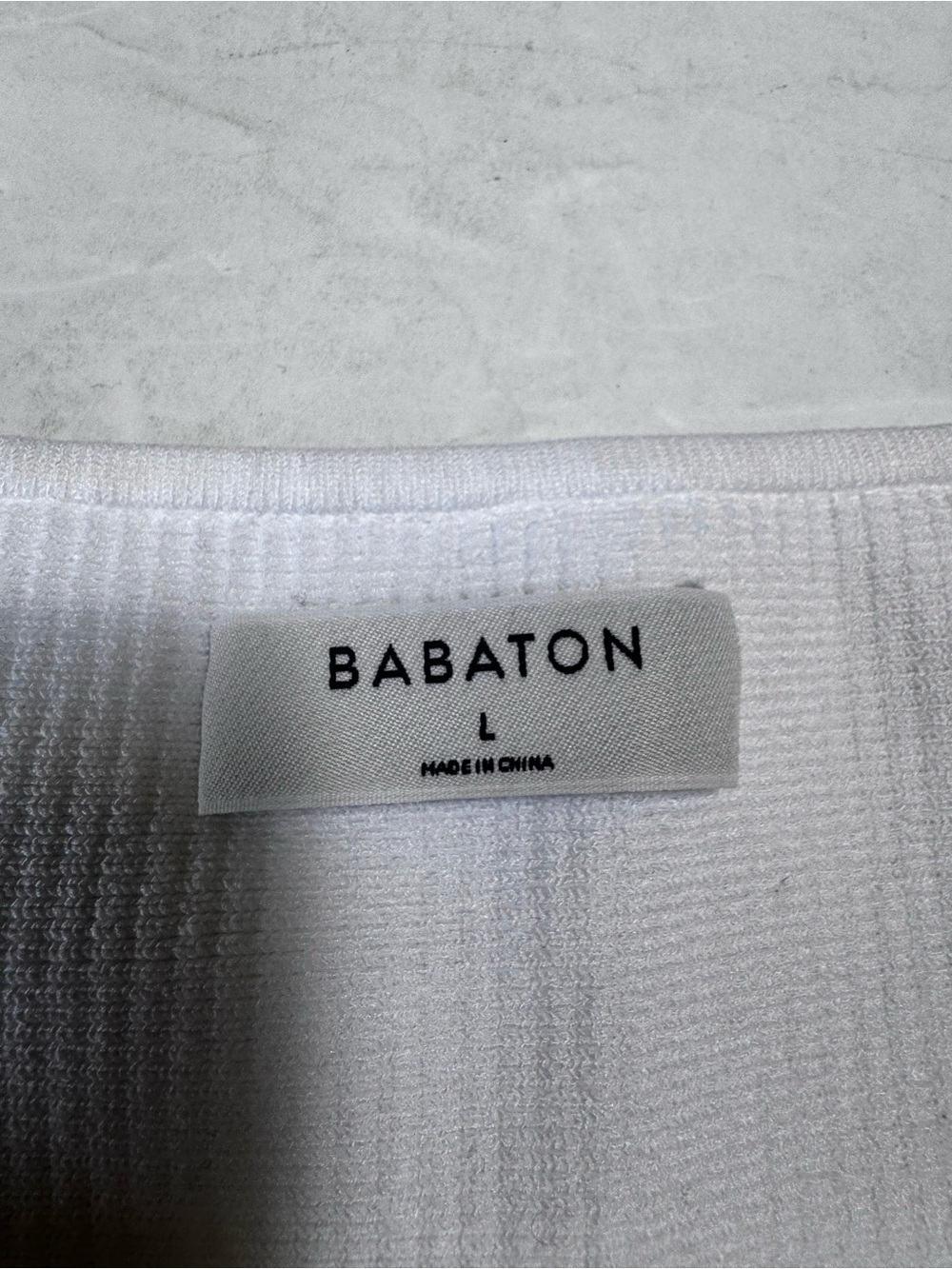 Aritzia Babaton Sculpt Knit Squareneck Cropped L Tank White Sweater Top Minimal - Picture 7 of 14